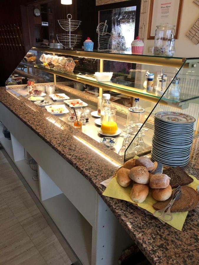 Hotel Cafe Meynen Bad Munder am Deister Luaran gambar